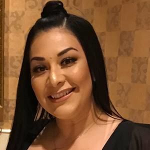 Meet your Posher, Blanca